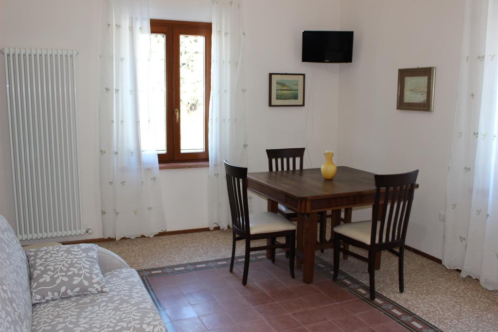 Locanda Donna Laura Imola Cameră foto
